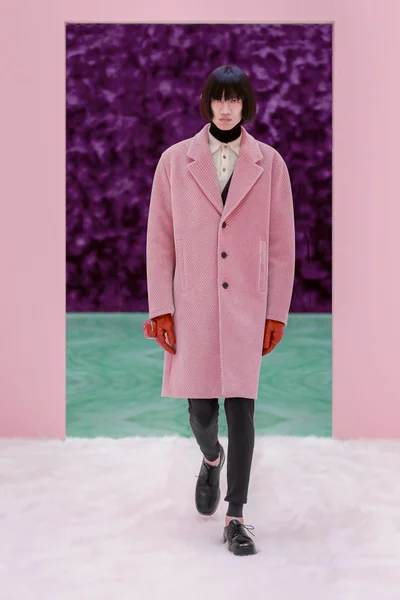 Look 36